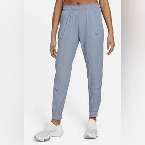 3/$15 Nike Women's Swift Packable Running Trousers Size Medium
